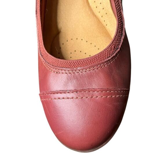 CLARKS Meadow Opal Chestnut Leather Slip On‎ Flat Loafer Ballet Slipper Size 8.5 - Picture 7 of 8